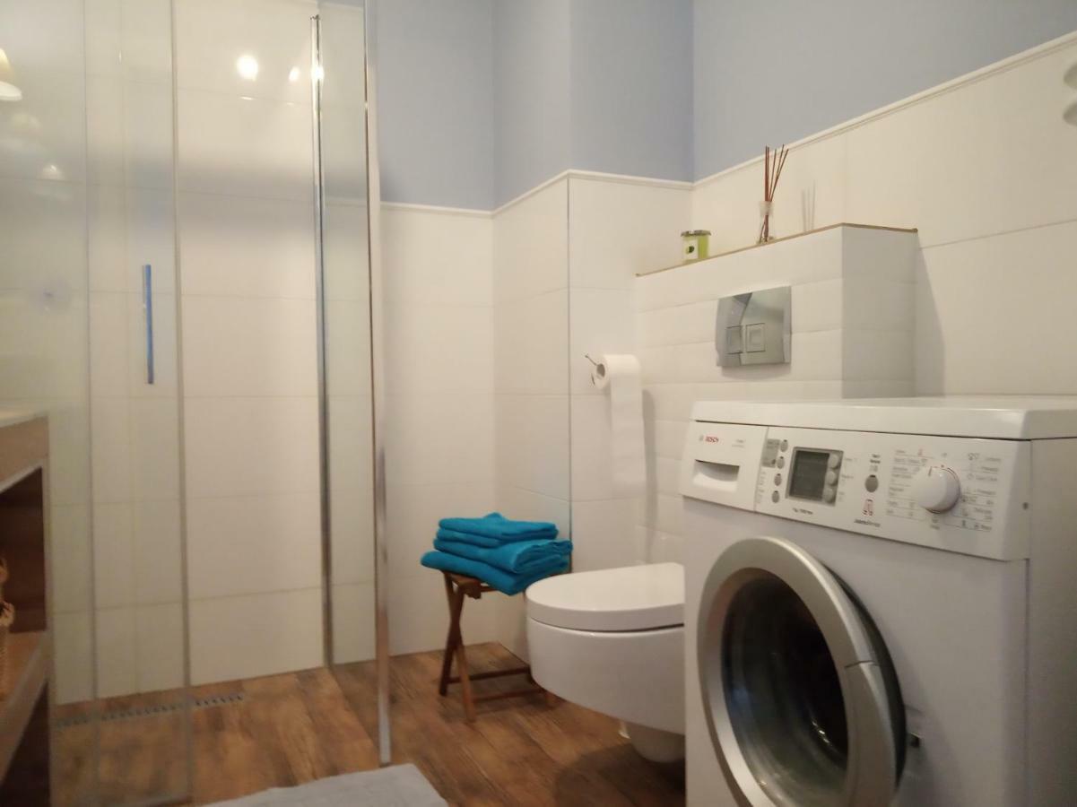 Przytulny Apartament Blisko Motlawy I Neptuna Gdańsk Exterior foto